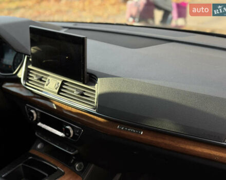 Чорний Ауді Ку 5, об'ємом двигуна 1.98 л та пробігом 112 тис. км за 27300 $, фото 12 на Automoto.ua