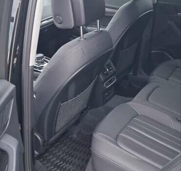 Черный Ауди Ку 5, объемом двигателя 1.98 л и пробегом 42 тыс. км за 41000 $, фото 16 на Automoto.ua