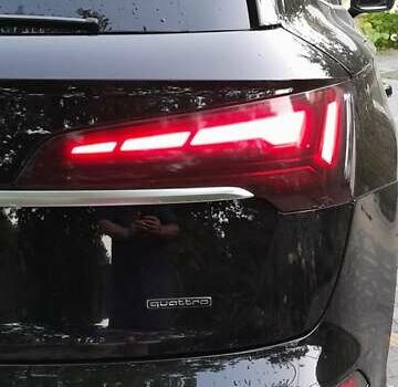 Чорний Ауді Ку 5, об'ємом двигуна 2 л та пробігом 76 тис. км за 28099 $, фото 13 на Automoto.ua