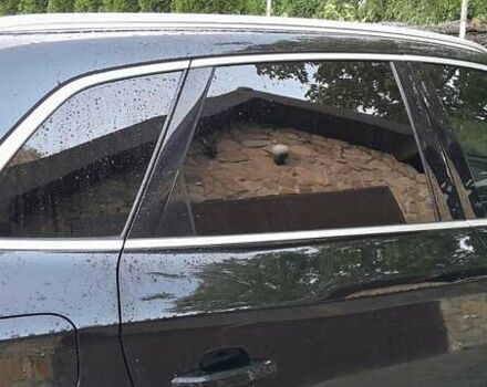 Чорний Ауді Ку 5, об'ємом двигуна 2 л та пробігом 76 тис. км за 28099 $, фото 11 на Automoto.ua