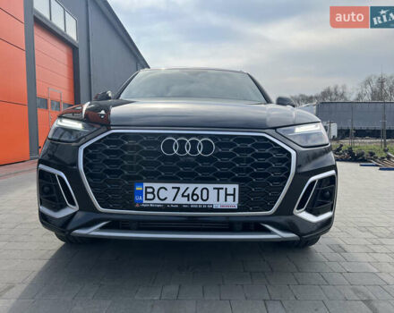 Черный Ауди Ку 5, объемом двигателя 1.98 л и пробегом 81 тыс. км за 47500 $, фото 4 на Automoto.ua