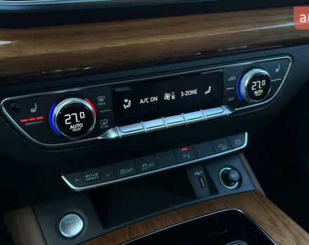 Чорний Ауді Ку 5, об'ємом двигуна 1.98 л та пробігом 103 тис. км за 31900 $, фото 11 на Automoto.ua