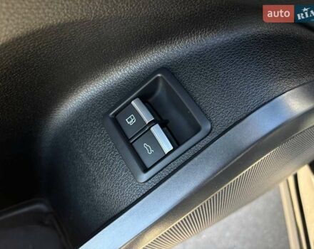 Черный Ауди Ку 5, объемом двигателя 1.98 л и пробегом 49 тыс. км за 46990 $, фото 16 на Automoto.ua