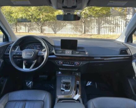 Черный Ауди Ку 5, объемом двигателя 2 л и пробегом 49 тыс. км за 21500 $, фото 7 на Automoto.ua