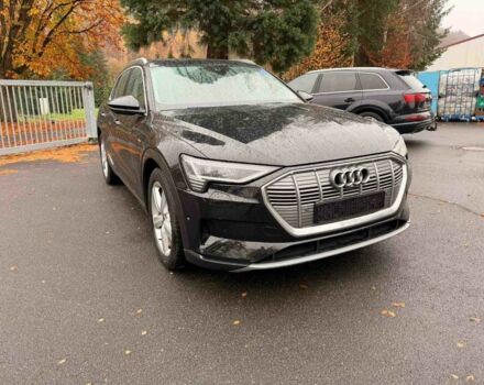 Чорний Ауді Ку 5, об'ємом двигуна 0 л та пробігом 93 тис. км за 32000 $, фото 1 на Automoto.ua