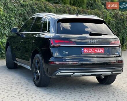 Чорний Ауді Ку 5, об'ємом двигуна 2 л та пробігом 76 тис. км за 28099 $, фото 1 на Automoto.ua