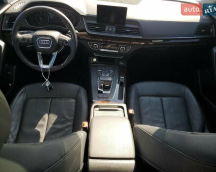 Чорний Ауді Ку 5, об'ємом двигуна 1.98 л та пробігом 104 тис. км за 18000 $, фото 10 на Automoto.ua