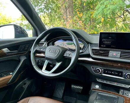 Черный Ауди Ку 5, объемом двигателя 2 л и пробегом 45 тыс. км за 14000 $, фото 7 на Automoto.ua