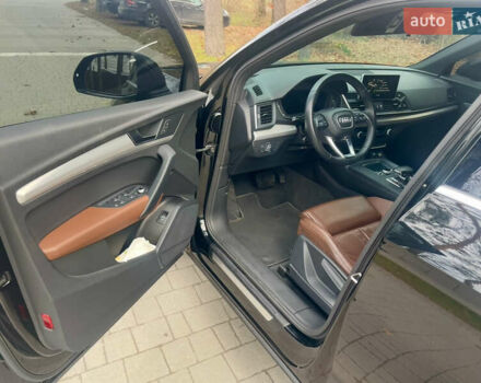 Черный Ауди Ку 5, объемом двигателя 1.97 л и пробегом 170 тыс. км за 32000 $, фото 6 на Automoto.ua