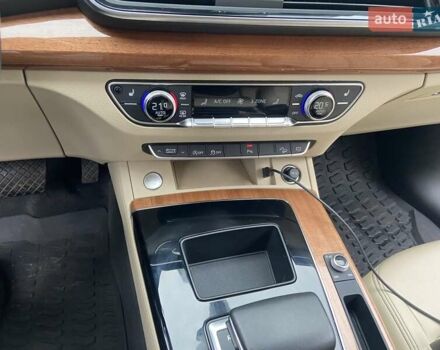 Черный Ауди Ку 5, объемом двигателя 2 л и пробегом 87 тыс. км за 30500 $, фото 12 на Automoto.ua