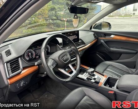 Чорний Ауді Ку 5, об'ємом двигуна 2 л та пробігом 71 тис. км за 27500 $, фото 10 на Automoto.ua