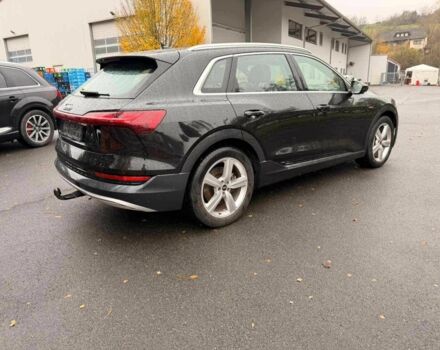 Чорний Ауді Ку 5, об'ємом двигуна 0 л та пробігом 93 тис. км за 32000 $, фото 3 на Automoto.ua