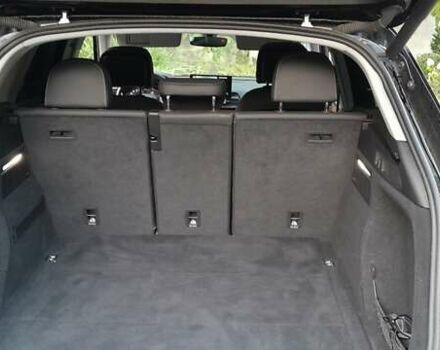 Чорний Ауді Ку 5, об'ємом двигуна 2 л та пробігом 76 тис. км за 28099 $, фото 49 на Automoto.ua