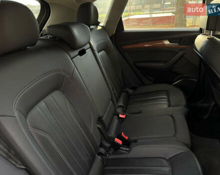 Чорний Ауді Ку 5, об'ємом двигуна 1.98 л та пробігом 112 тис. км за 27300 $, фото 13 на Automoto.ua