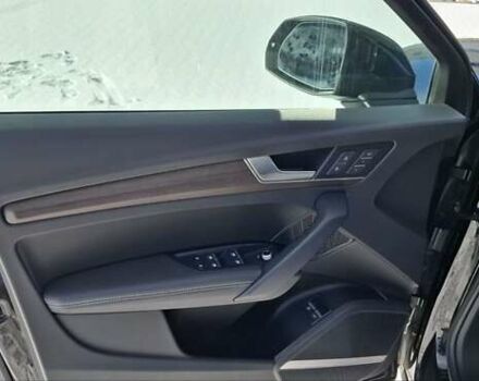 Черный Ауди Ку 5, объемом двигателя 1.98 л и пробегом 42 тыс. км за 41000 $, фото 9 на Automoto.ua