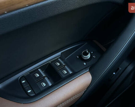 Чорний Ауді Ку 5, об'ємом двигуна 1.98 л та пробігом 103 тис. км за 31900 $, фото 16 на Automoto.ua