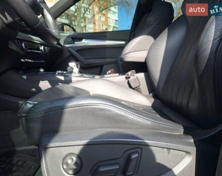 Черный Ауди Ку 5, объемом двигателя 2 л и пробегом 96 тыс. км за 33700 $, фото 12 на Automoto.ua