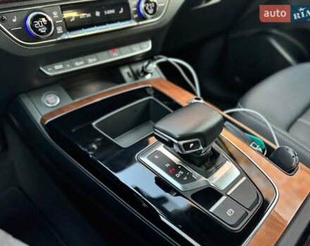 Чорний Ауді Ку 5, об'ємом двигуна 1.98 л та пробігом 42 тис. км за 28999 $, фото 26 на Automoto.ua