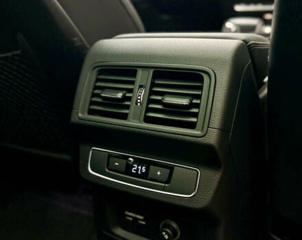 Черный Ауди Ку 5, объемом двигателя 1.98 л и пробегом 76 тыс. км за 35300 $, фото 44 на Automoto.ua