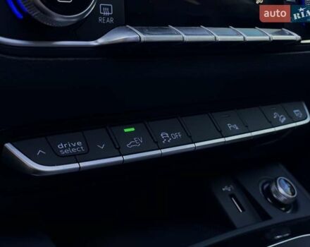 Черный Ауди Ку 5, объемом двигателя 1.98 л и пробегом 90 тыс. км за 39800 $, фото 19 на Automoto.ua