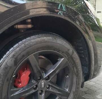 Чорний Ауді Ку 5, об'ємом двигуна 2 л та пробігом 76 тис. км за 28099 $, фото 8 на Automoto.ua
