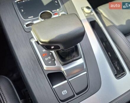 Черный Ауди Ку 5, объемом двигателя 2 л и пробегом 96 тыс. км за 33700 $, фото 5 на Automoto.ua