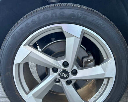 Черный Ауди Ку 5, объемом двигателя 2 л и пробегом 77 тыс. км за 36850 $, фото 12 на Automoto.ua