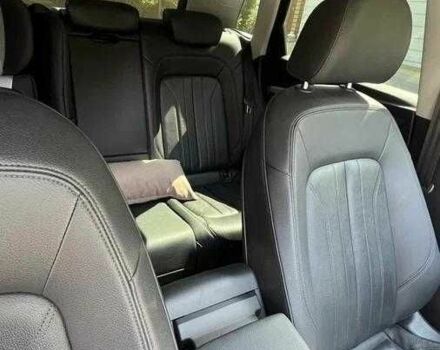 Черный Ауди Ку 5, объемом двигателя 2 л и пробегом 55 тыс. км за 17500 $, фото 6 на Automoto.ua