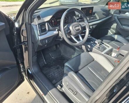 Черный Ауди Ку 5, объемом двигателя 2 л и пробегом 96 тыс. км за 33700 $, фото 11 на Automoto.ua