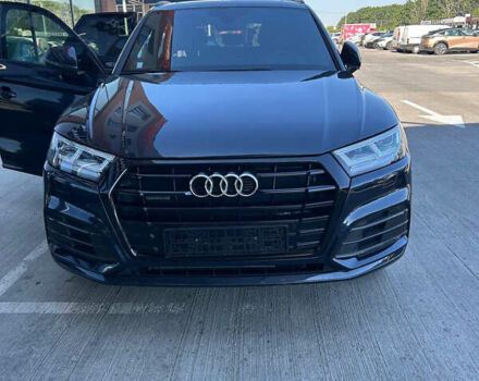 Черный Ауди Ку 5, объемом двигателя 2 л и пробегом 77 тыс. км за 36850 $, фото 1 на Automoto.ua