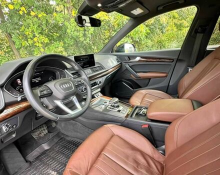 Черный Ауди Ку 5, объемом двигателя 2 л и пробегом 45 тыс. км за 14000 $, фото 6 на Automoto.ua