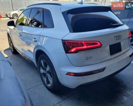 Чорний Ауді Ку 5, об'ємом двигуна 1.98 л та пробігом 69 тис. км за 23800 $, фото 1 на Automoto.ua