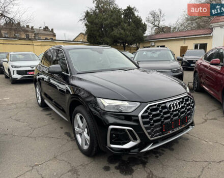 Черный Ауди Ку 5, объемом двигателя 1.98 л и пробегом 70 тыс. км за 27300 $, фото 4 на Automoto.ua