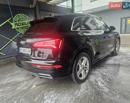 Черный Ауди Ку 5, объемом двигателя 1.97 л и пробегом 110 тыс. км за 40500 $, фото 3 на Automoto.ua