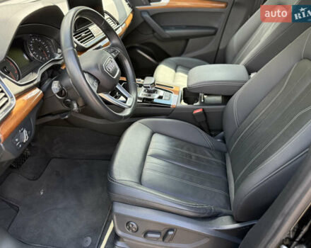 Черный Ауди Ку 5, объемом двигателя 2 л и пробегом 67 тыс. км за 31900 $, фото 12 на Automoto.ua