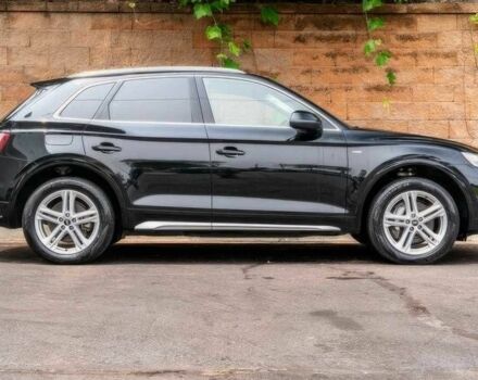 Ауді Ку 5 2021 у Чернівцях на Automoto.ua Чорний Ауді Ку 5, об'ємом двигуна 2 л та пробігом 28 тис. км за 19990 $, фото 3 на Automoto.ua