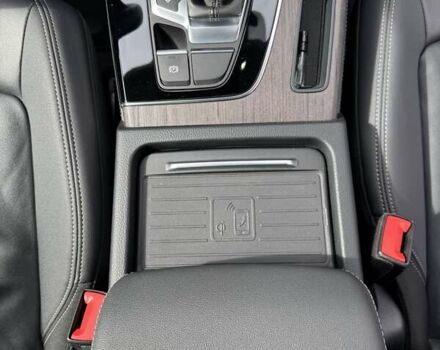 Чорний Ауді Ку 5, об'ємом двигуна 2 л та пробігом 39 тис. км за 35300 $, фото 16 на Automoto.ua