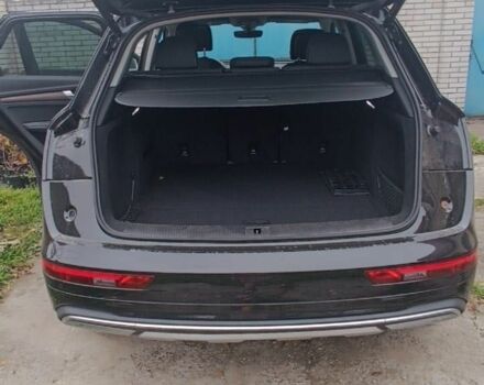 Черный Ауди Ку 5, объемом двигателя 0 л и пробегом 76 тыс. км за 34800 $, фото 2 на Automoto.ua