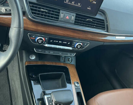 Черный Ауди Ку 5, объемом двигателя 2 л и пробегом 20 тыс. км за 29500 $, фото 14 на Automoto.ua