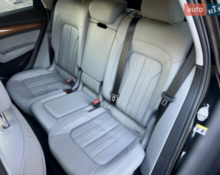 Черный Ауди Ку 5, объемом двигателя 1.98 л и пробегом 61 тыс. км за 37300 $, фото 44 на Automoto.ua