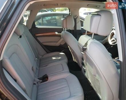 Черный Ауди Ку 5, объемом двигателя 1.98 л и пробегом 101 тыс. км за 11500 $, фото 9 на Automoto.ua