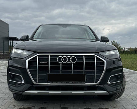 Черный Ауди Ку 5, объемом двигателя 1.97 л и пробегом 77 тыс. км за 43000 $, фото 1 на Automoto.ua