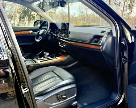 Чорний Ауді Ку 5, об'ємом двигуна 2 л та пробігом 99 тис. км за 33900 $, фото 22 на Automoto.ua