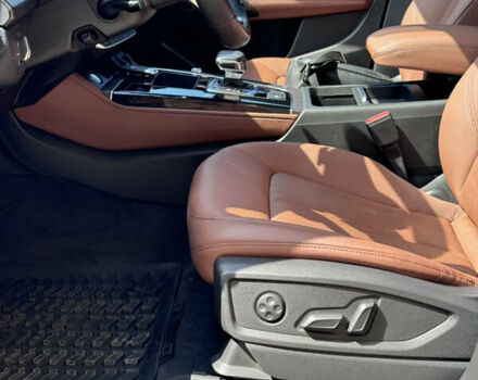 Чорний Ауді Ку 5, об'ємом двигуна 1.98 л та пробігом 84 тис. км за 35555 $, фото 13 на Automoto.ua