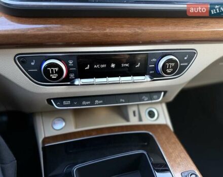 Черный Ауди Ку 5, объемом двигателя 1.98 л и пробегом 60 тыс. км за 30900 $, фото 56 на Automoto.ua