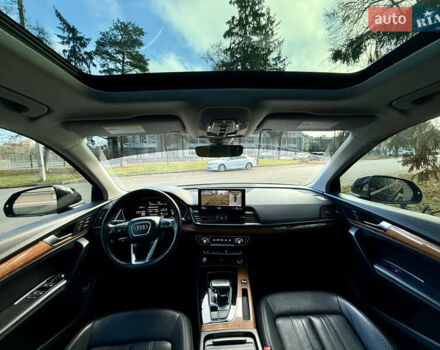 Чорний Ауді Ку 5, об'ємом двигуна 2 л та пробігом 99 тис. км за 33900 $, фото 15 на Automoto.ua