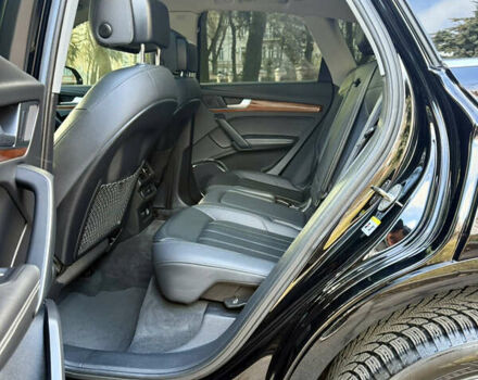 Чорний Ауді Ку 5, об'ємом двигуна 2 л та пробігом 99 тис. км за 33900 $, фото 27 на Automoto.ua