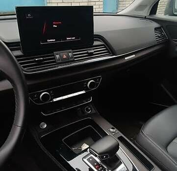 Черный Ауди Ку 5, объемом двигателя 1.98 л и пробегом 78 тыс. км за 34800 $, фото 6 на Automoto.ua