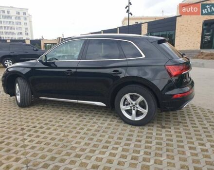 Черный Ауди Ку 5, объемом двигателя 2.02 л и пробегом 1 тыс. км за 41800 $, фото 6 на Automoto.ua