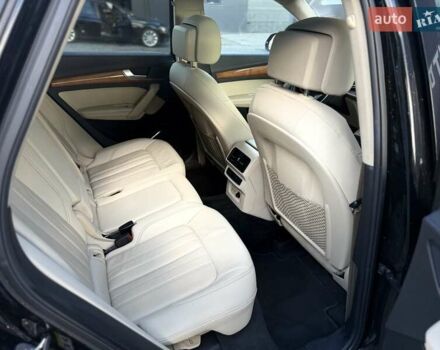 Черный Ауди Ку 5, объемом двигателя 1.98 л и пробегом 60 тыс. км за 30900 $, фото 72 на Automoto.ua